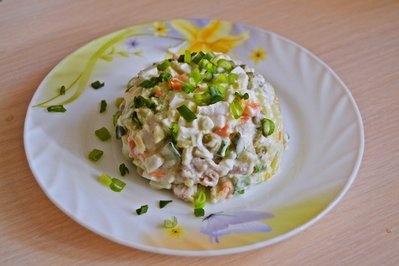 Рецепт салата Оливье с фото пошагово