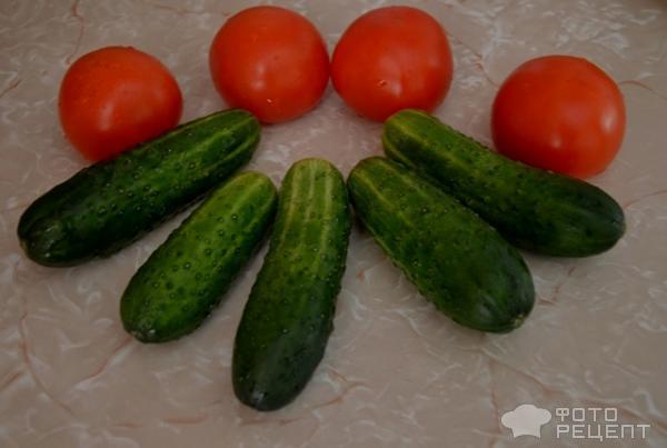 Рецепт Салат из огурцов и помидоров фото