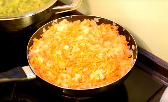Салат из кабачков на зиму, рецепты с фото. Заготовка салатов из кабачков на зиму: без стерилизации, по-корейски, из маринованных кабачков