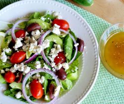 греческий салат с брынзой