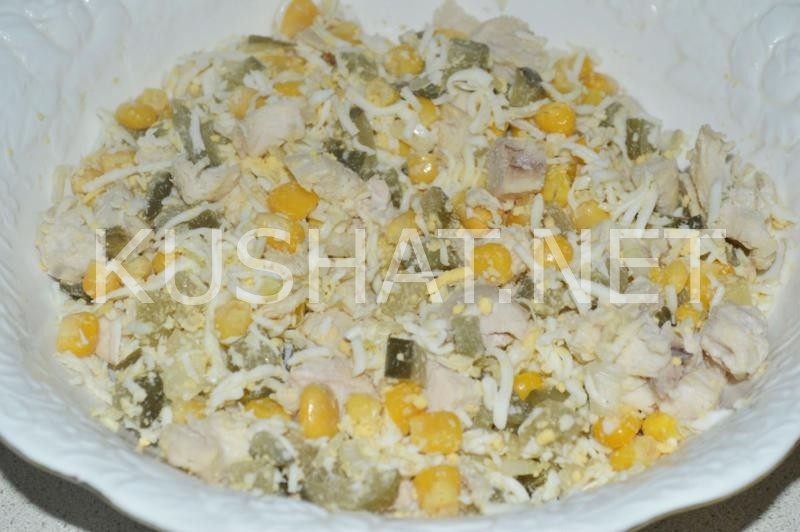 7_салат с курицей, кукурузой, сыром и огурцом