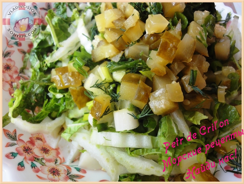 Крабовый салат с горошком
