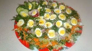 Фитнес салат с перепелиными яйцамии овощами. оОчень вкусный.