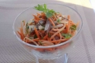Салат с маринованным луком
