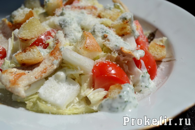 Греческий салат рецепт классический с пекинской капустой и сухариками