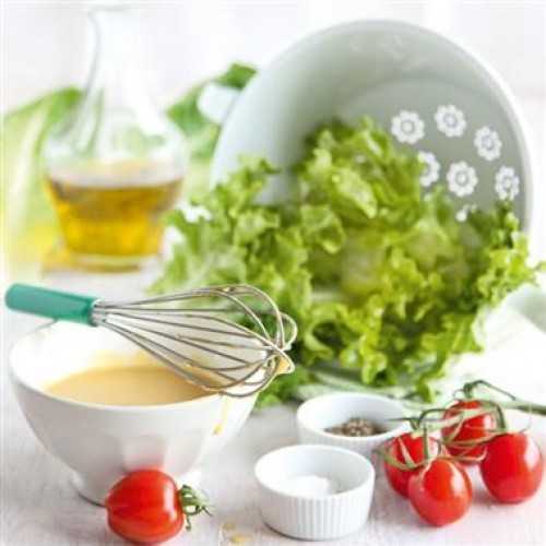 Чем можно заменить майонез в салате оливье