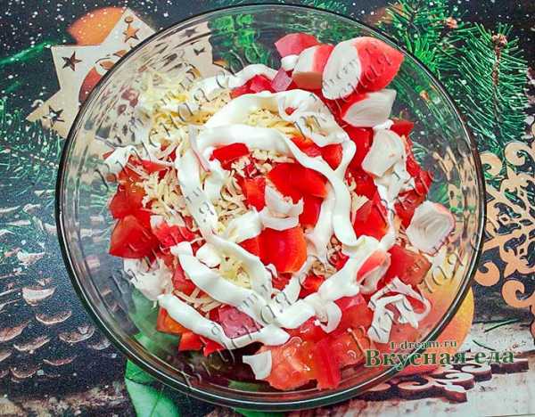 Красное море салат с крабовыми палочками и болгарский перец