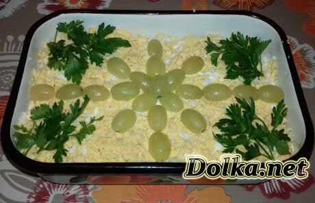Мимоза салат с маринованным луком