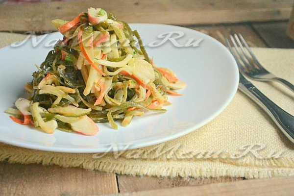 Рецепт салата из морской капусты с крабовыми палочками