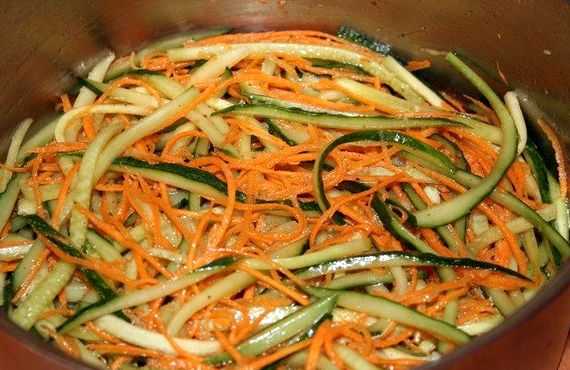 Салат на зиму огурцы по корейски с морковью рецепт без стерилизации